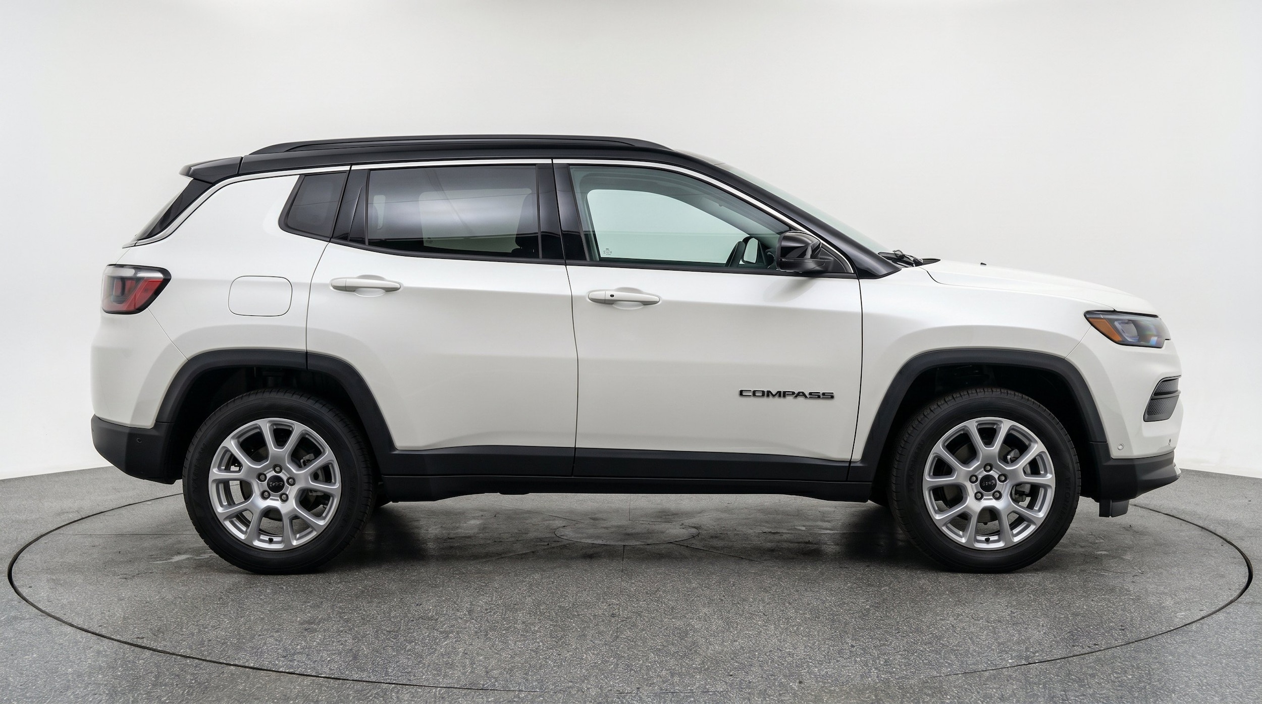 Thumbnail: 2025 Jeep Compass - 11