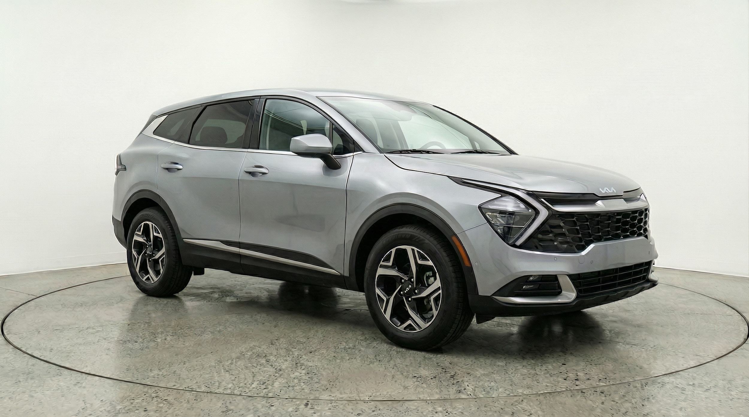 Thumbnail: 2025 Kia Sportage - 1