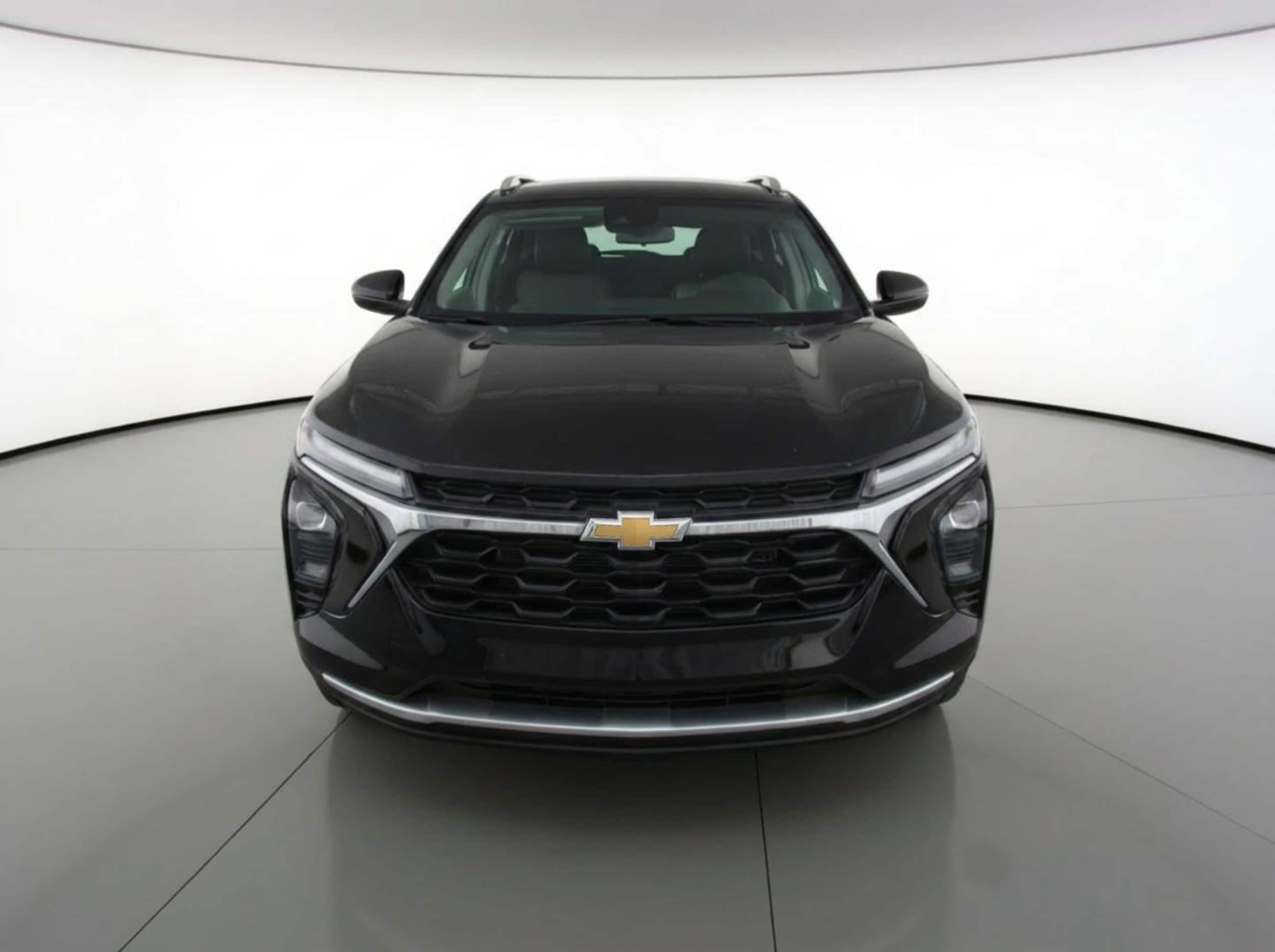 Thumbnail: 2025 Chevrolet Trax - 2