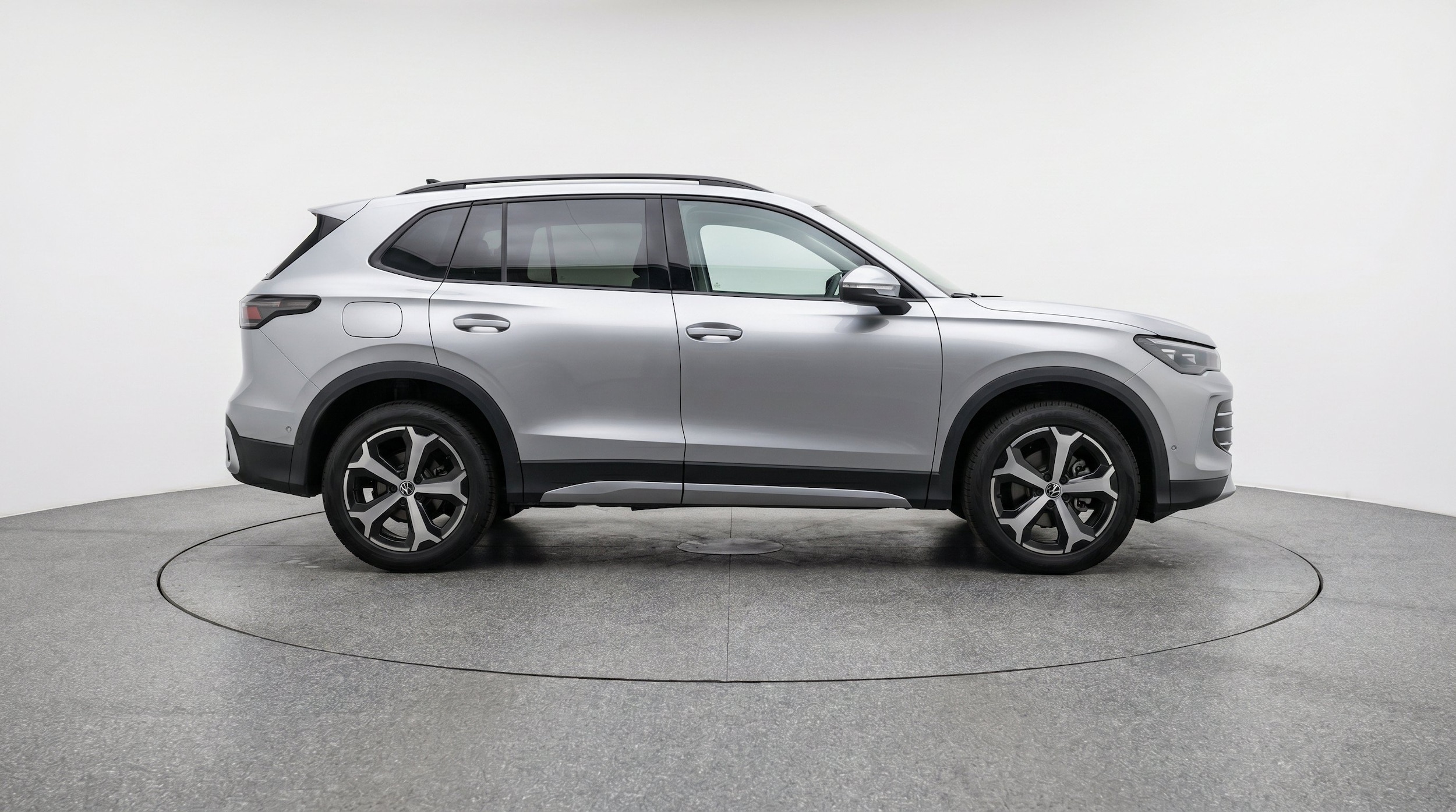 Thumbnail: 2026 Volkswagen Tiguan - 11