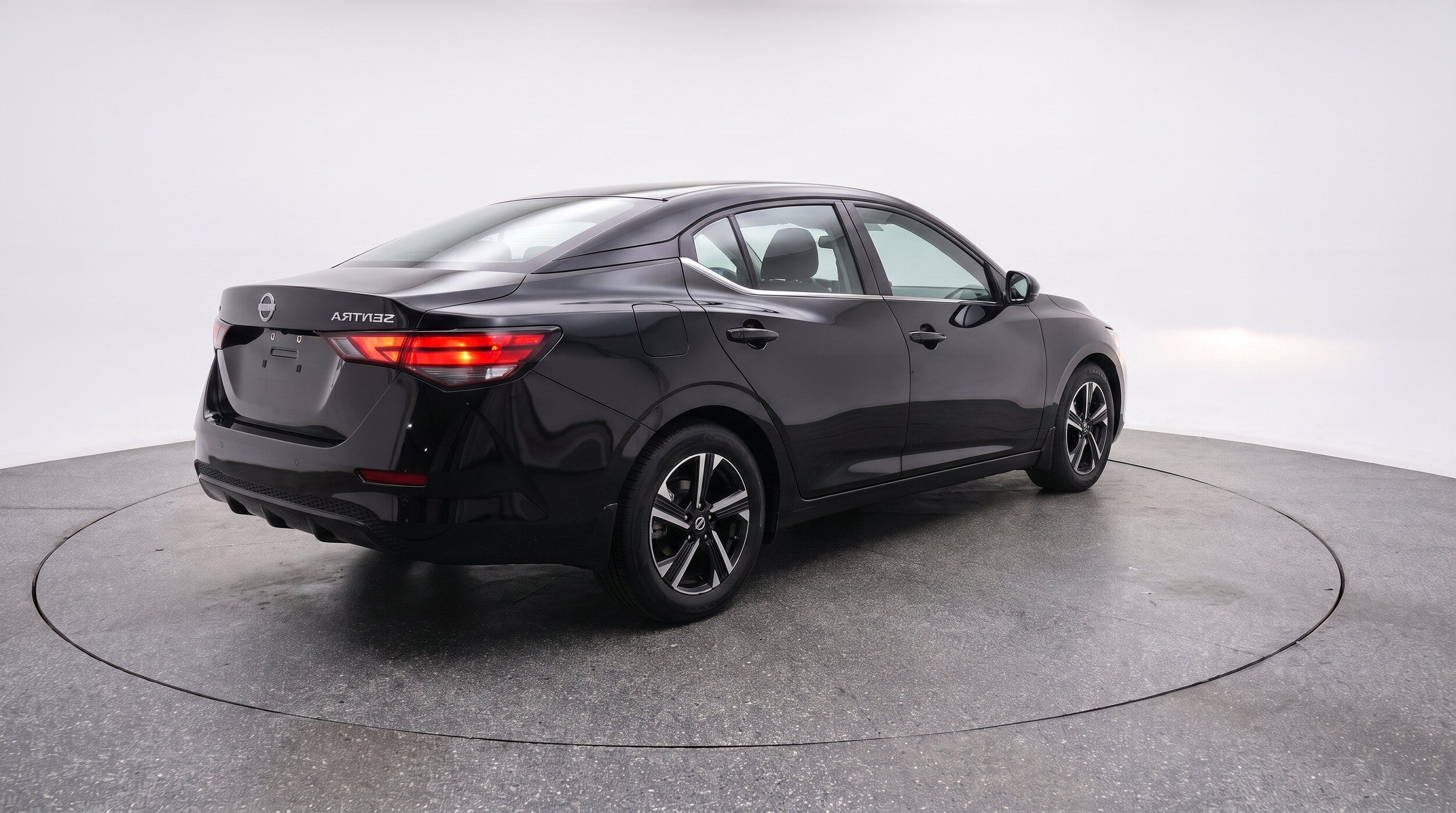 Thumbnail: 2025 Nissan Sentra - 9