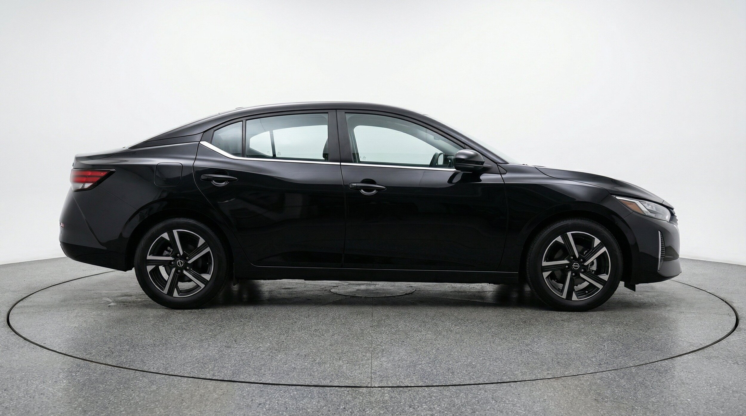 Thumbnail: 2025 Nissan Sentra - 11