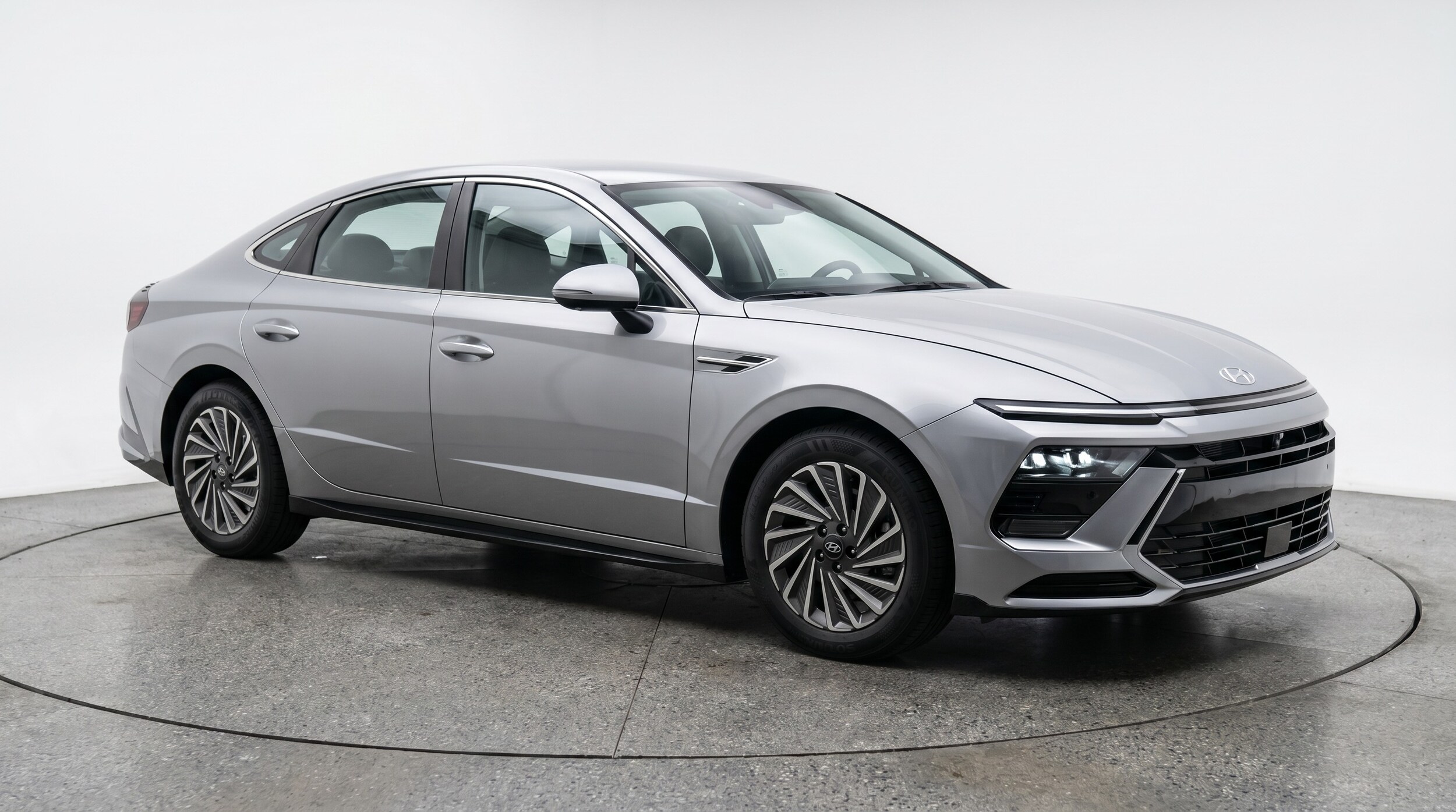 Thumbnail: 2025 Hyundai Sonata - 1