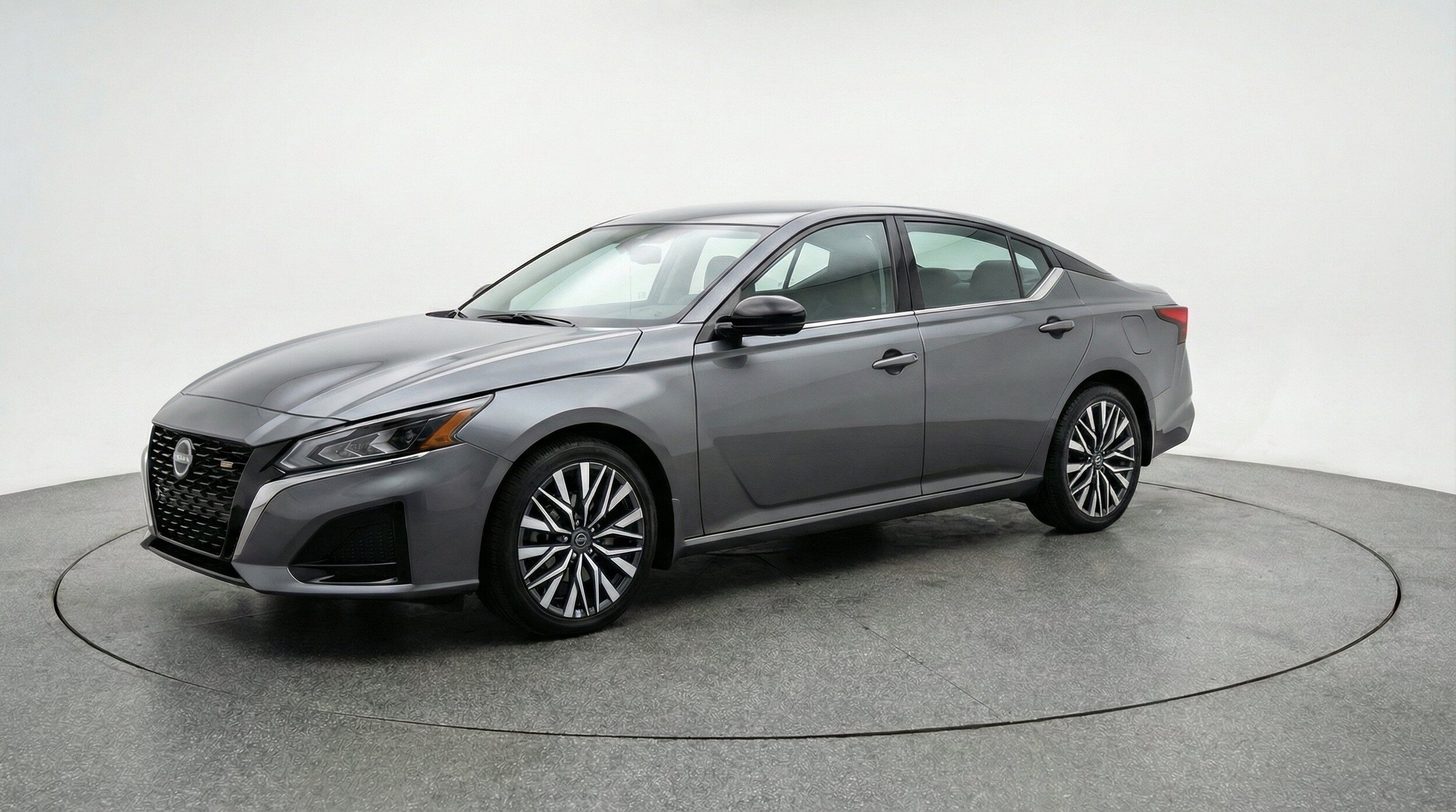 Thumbnail: 2025 Nissan Altima - 3