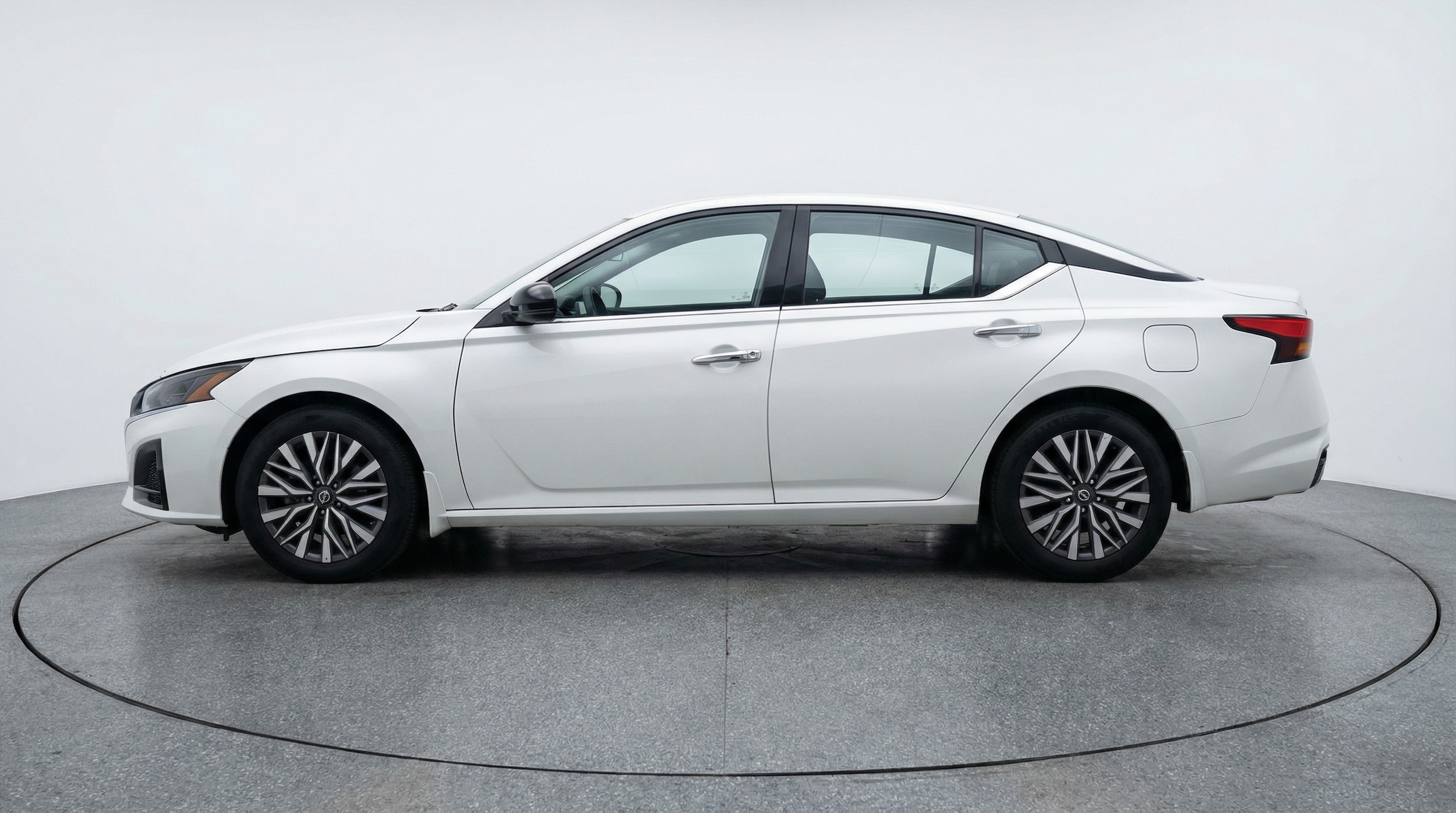 Thumbnail: 2025 Nissan Altima - 4