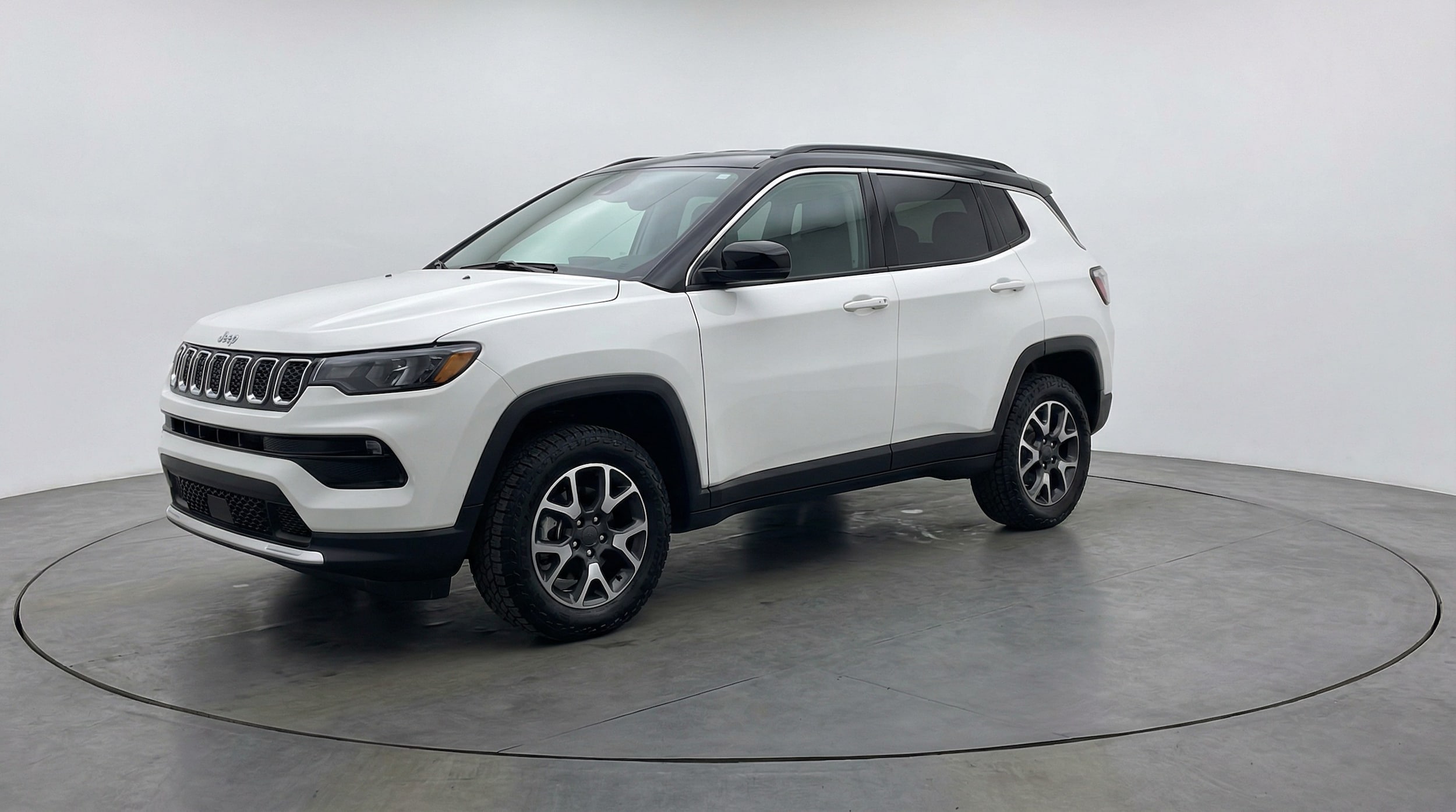 Thumbnail: 2025 Jeep Compass - 3