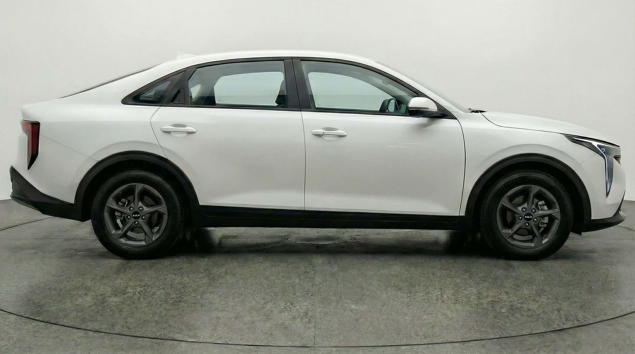 Thumbnail: 2025 Kia K4 - 8