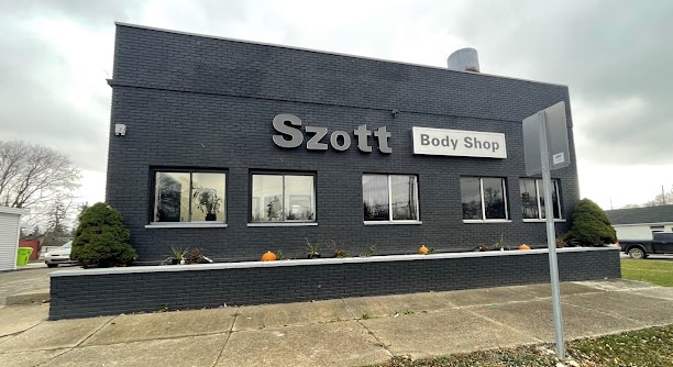 Szott Collision Center.png