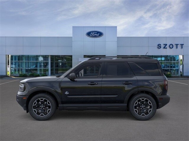 2025 Ford Bronco Sport Outer Banks photo 3