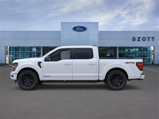 2025 Ford F-150 XLT photo 3