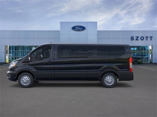 2025 Ford Transit photo 2