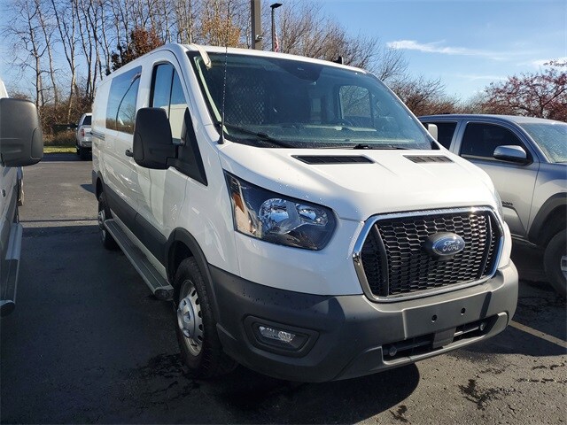 2023 Ford Transit photo 2