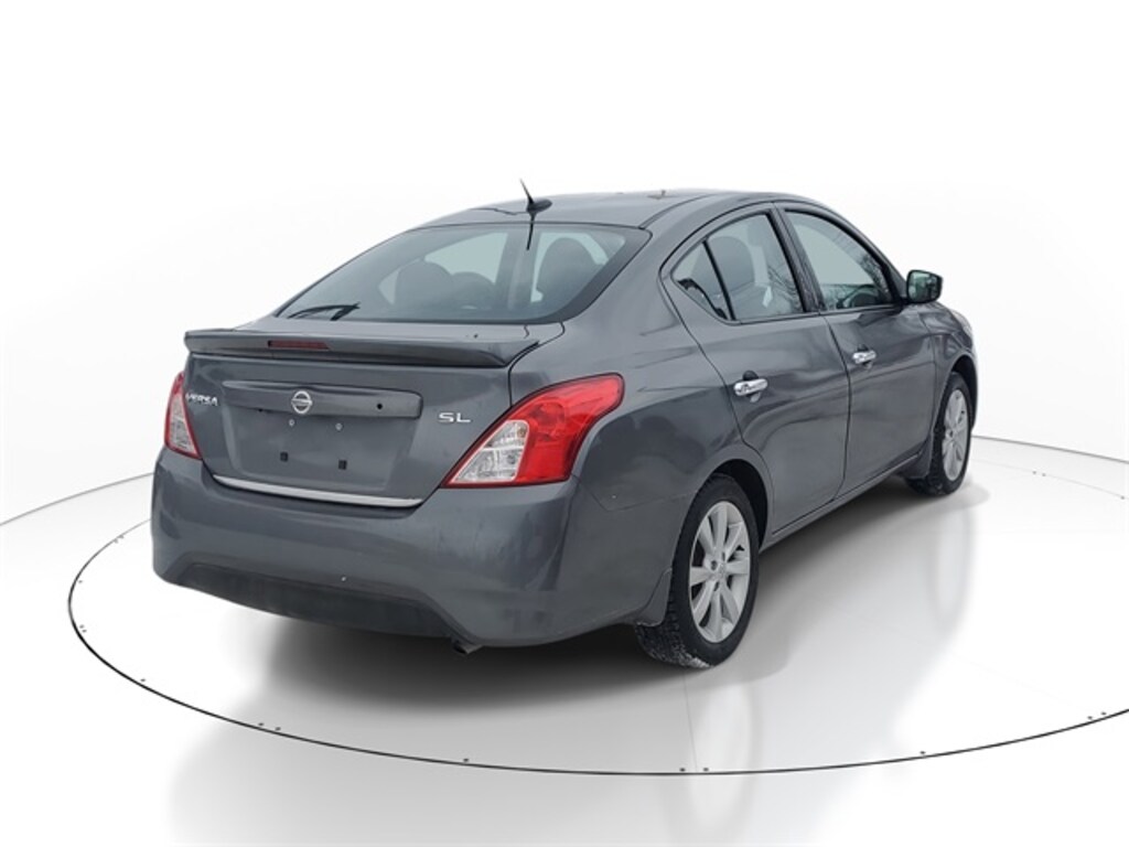 Used 2017 Nissan Versa 1.6 SL Sedan