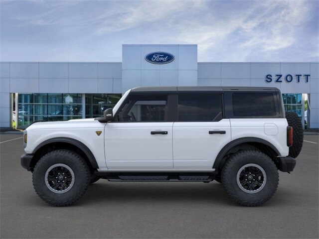2025 Ford Bronco Badlands photo 3