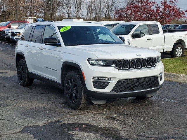 2022 Jeep Grand Cherokee Limited photo 4