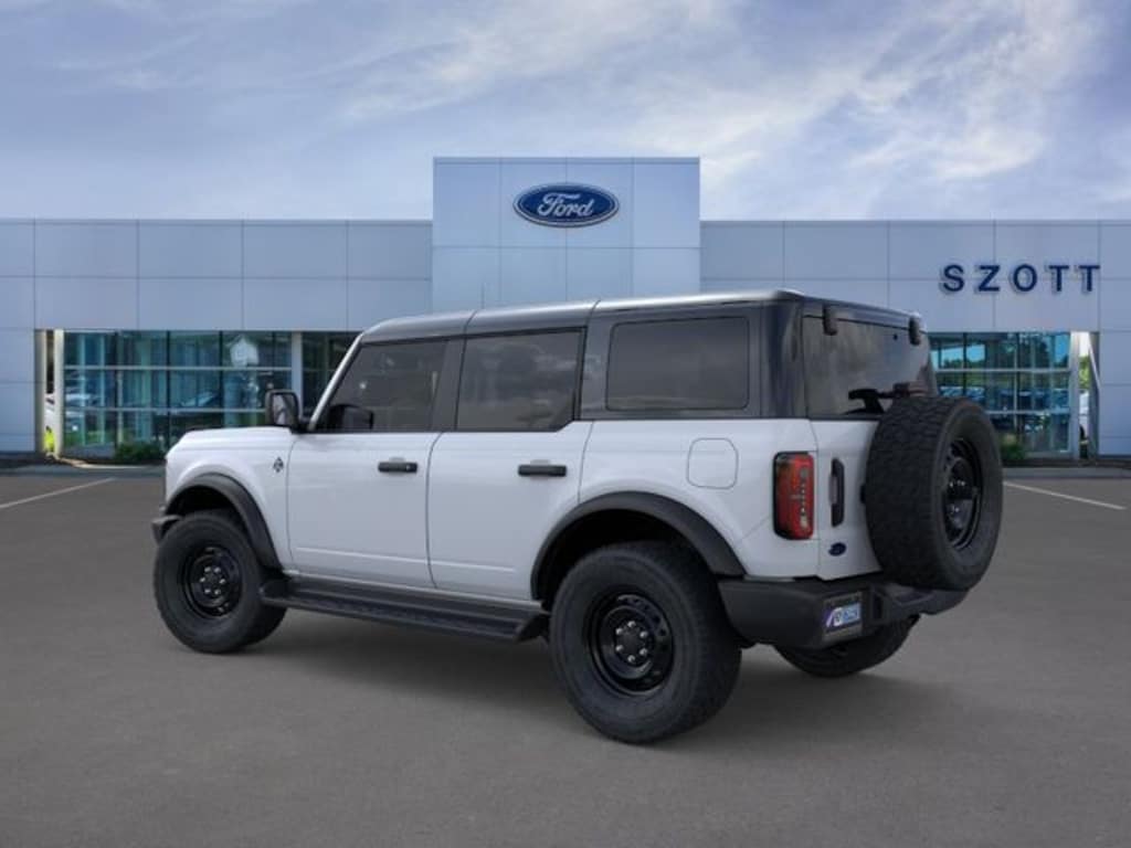 New 2026 Ford Bronco Outer Banks SUV