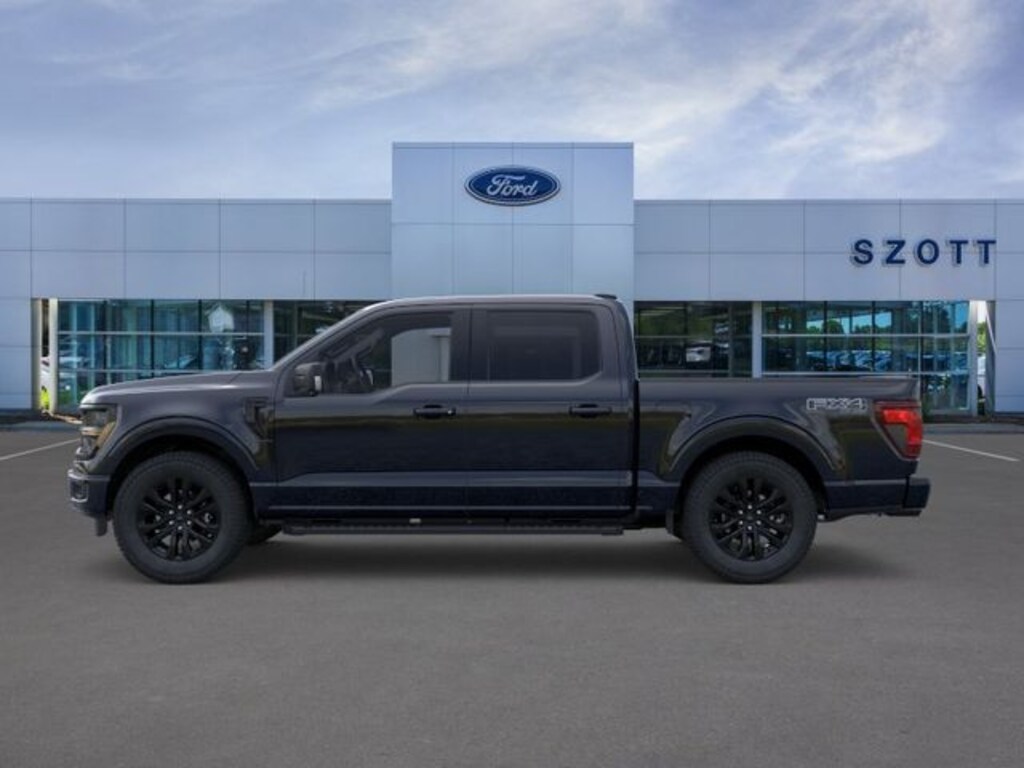 New 2026 Ford F-150 XLT Truck SuperCrew Cab