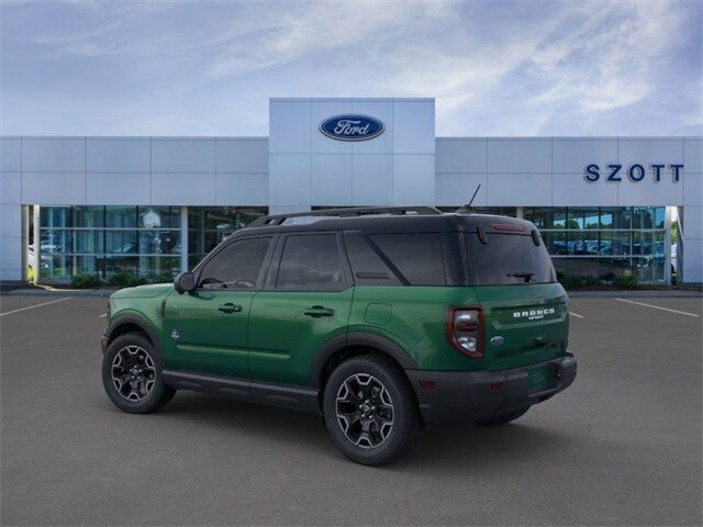 2025 Ford Bronco Sport Outer Banks photo 4