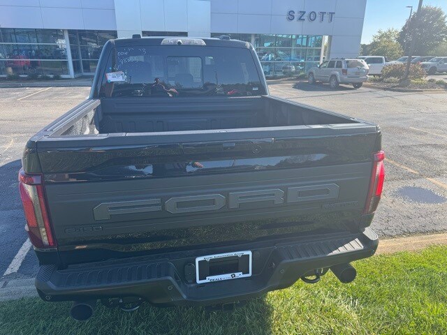 2025 Ford F-150 Raptor photo 3