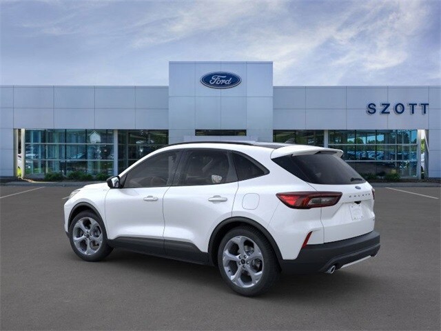 2025 Ford Escape ST-Line photo 4