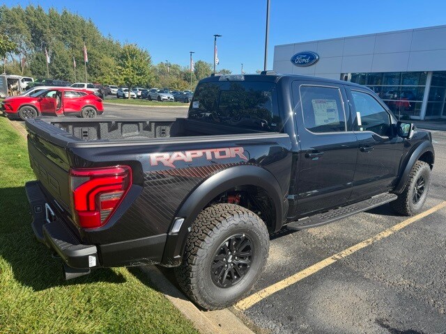 2025 Ford F-150 Raptor photo 2