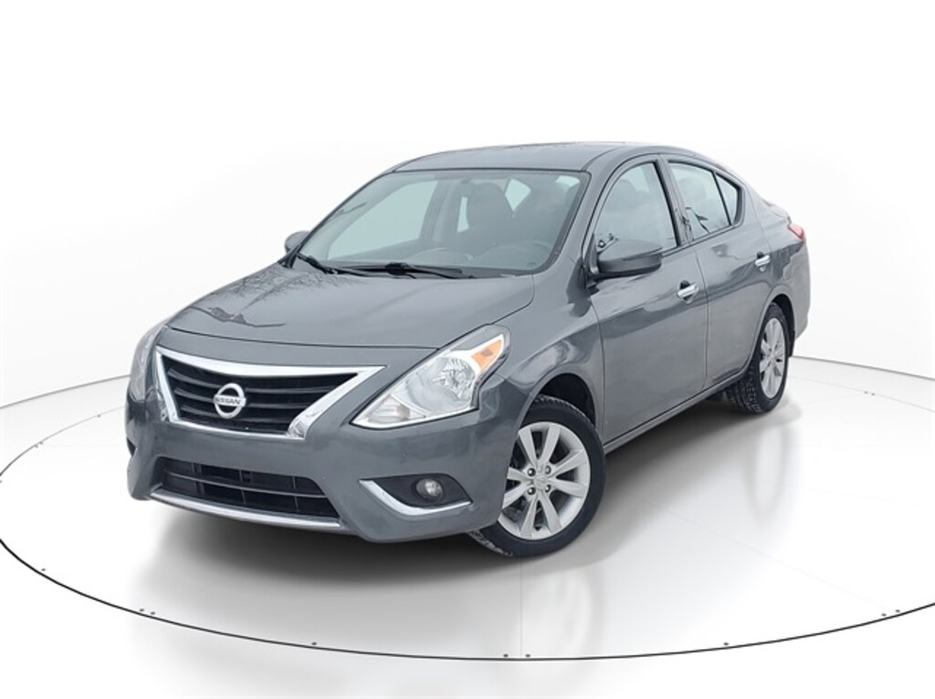 Used 2017 Nissan Versa 1.6 SL Sedan