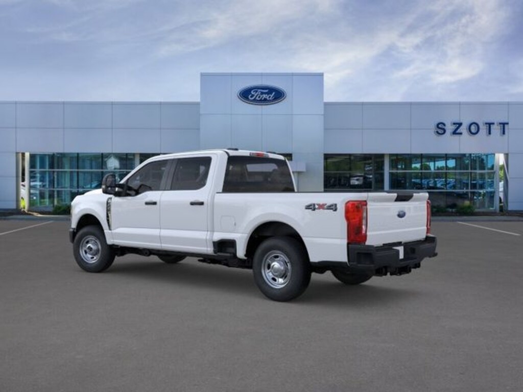 New 2026 Ford F-350 Truck Crew Cab