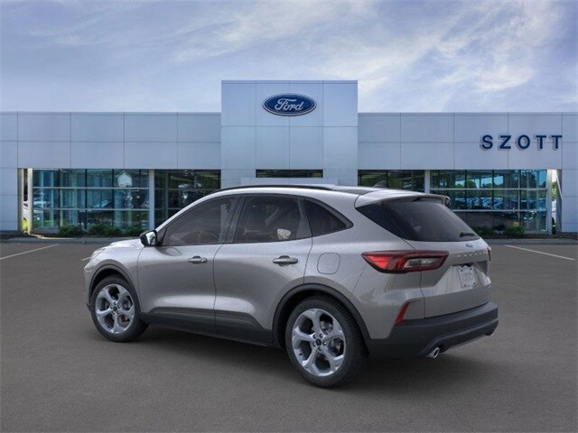 2025 Ford Escape ST-Line photo 4