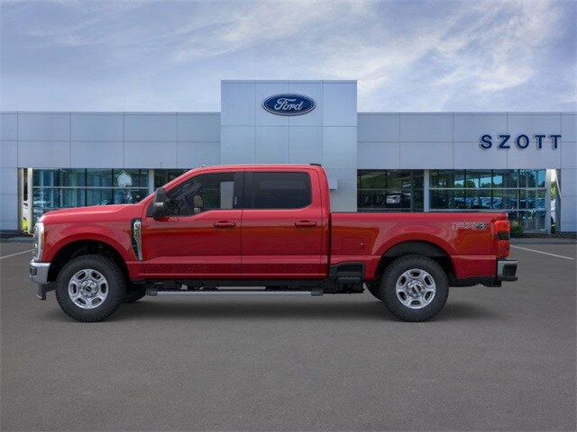 2026 Ford F-350 XLT photo 3