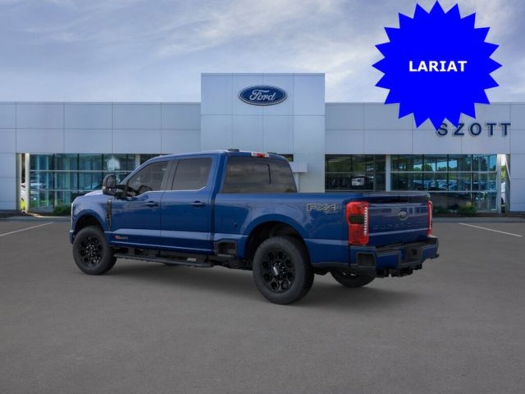 New 2026 Ford F-350 Platinum Truck Crew Cab