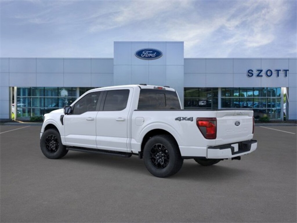 New 2025 Ford F-150 XLT Truck SuperCrew Cab