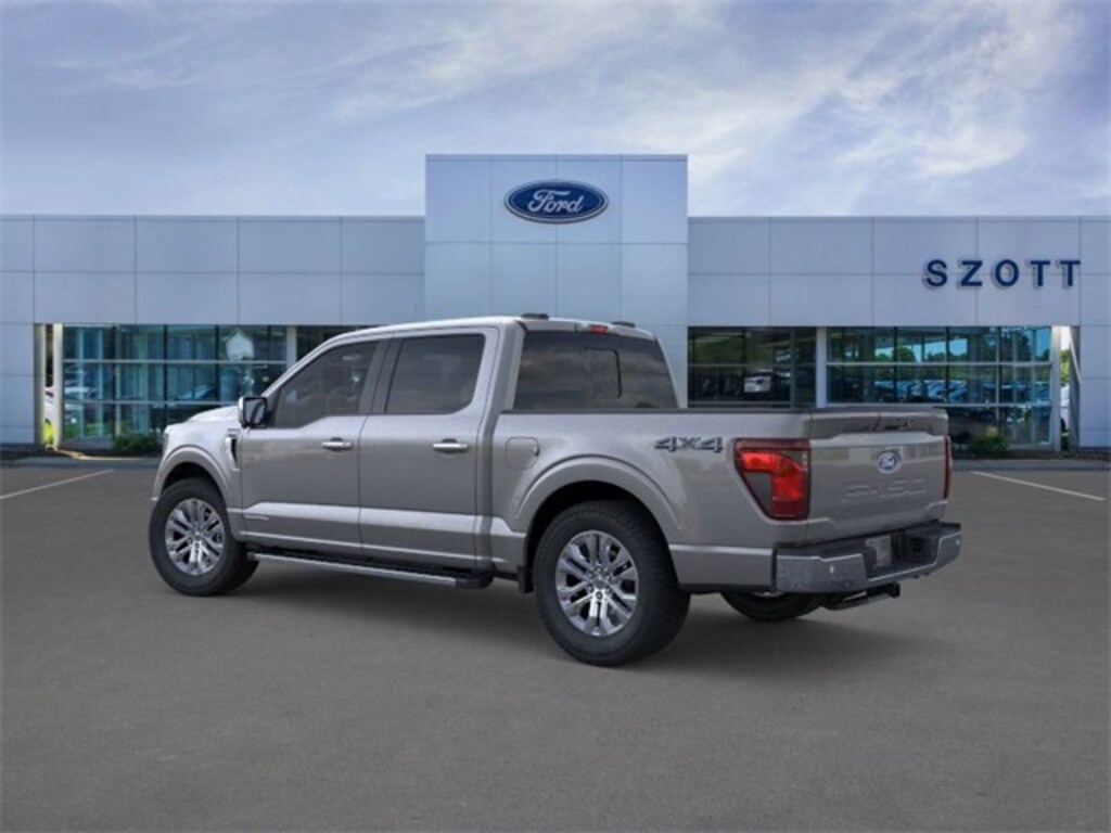 New 2025 Ford F-150 XLT Truck SuperCrew Cab