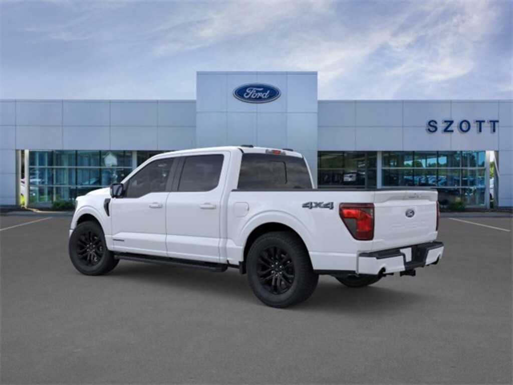 New 2025 Ford F-150 XLT Truck SuperCrew Cab