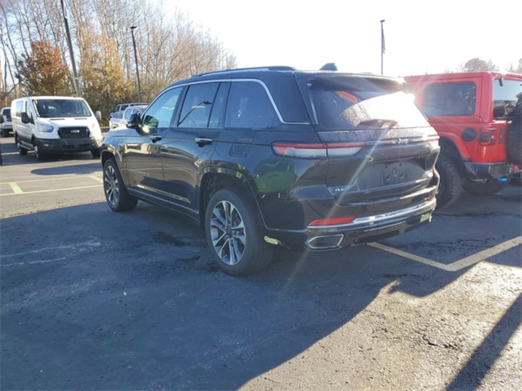 Used 2022 Jeep Grand Cherokee 4xe Overland SUV