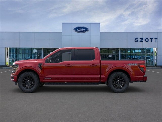 2025 Ford F-150 XLT photo 3