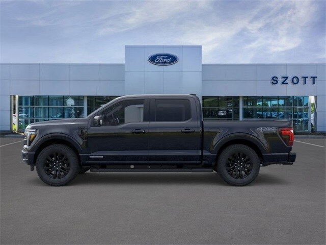 2025 Ford F-150 Lariat photo 2