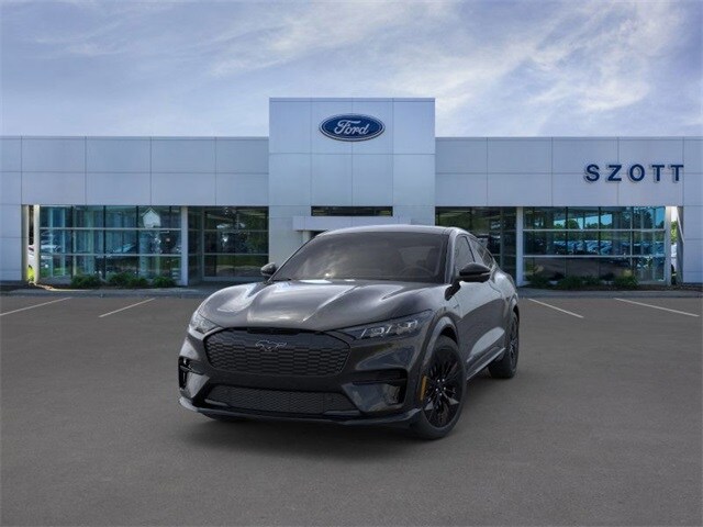 2025 Ford Mustang Mach-E GT photo 2