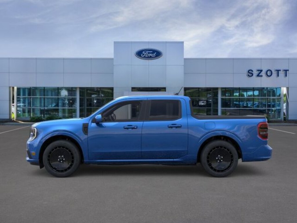 New 2026 Ford Maverick Lobo Standard Truck SuperCrew