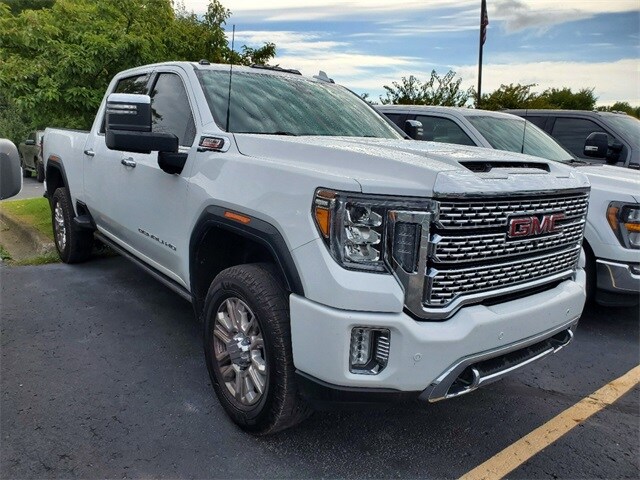 2023 Gmc Sierra 3500 HD Denali photo 2