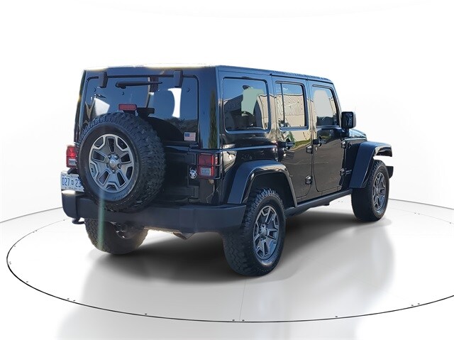 2015 Jeep Wrangler Unlimited Rubicon photo 3