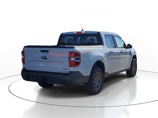 2023 Ford Maverick XLT photo 2