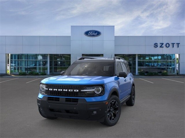 2025 Ford Bronco Sport Outer Banks photo 2