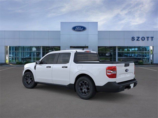 2025 Ford Maverick XLT photo 2