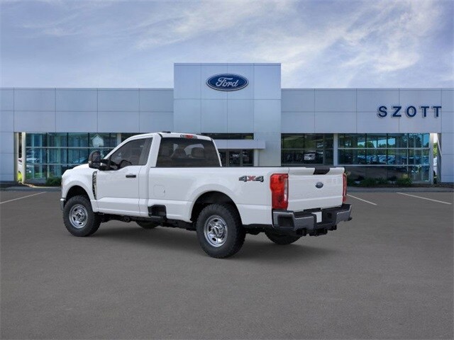 2026 Ford F-350 XL photo 4