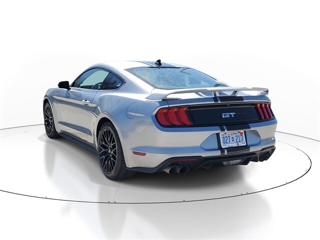 2022 Ford Mustang GT Premium photo 4