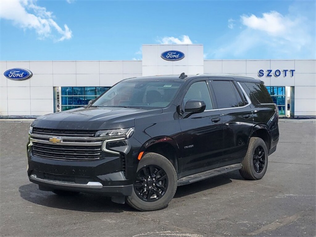 Used 2023 Chevrolet Tahoe For Sale in Holly MI 1GNSKNKD1PR190551