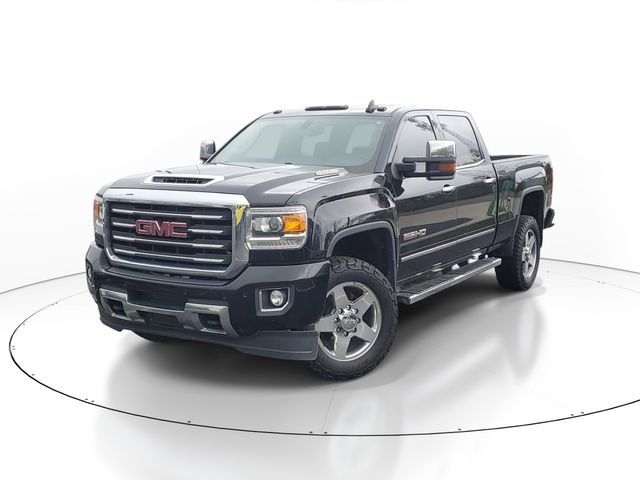2017 GMC Sierra SLT 4x4 Crew Cab Standard Box's photo