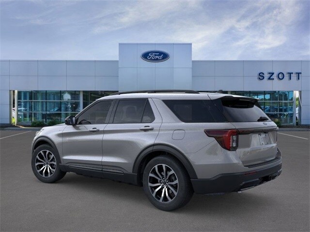 2025 Ford Explorer ST-Line photo 3