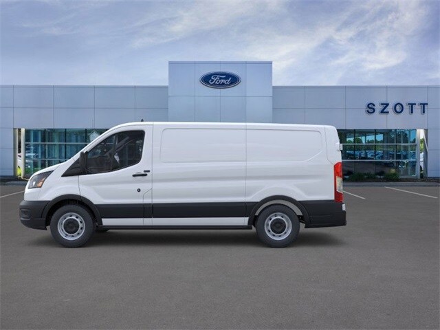 2025 Ford Transit photo 3