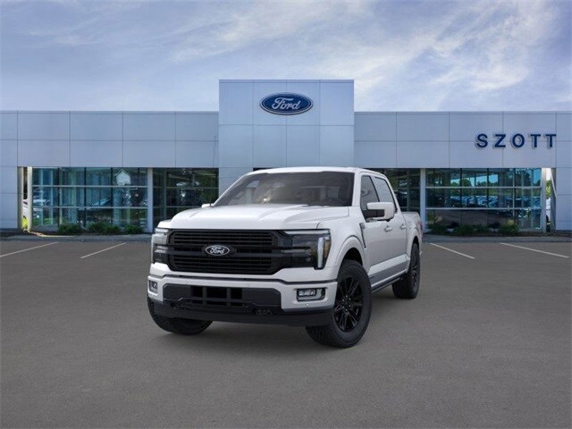 2025 Ford F-150 Platinum photo 2